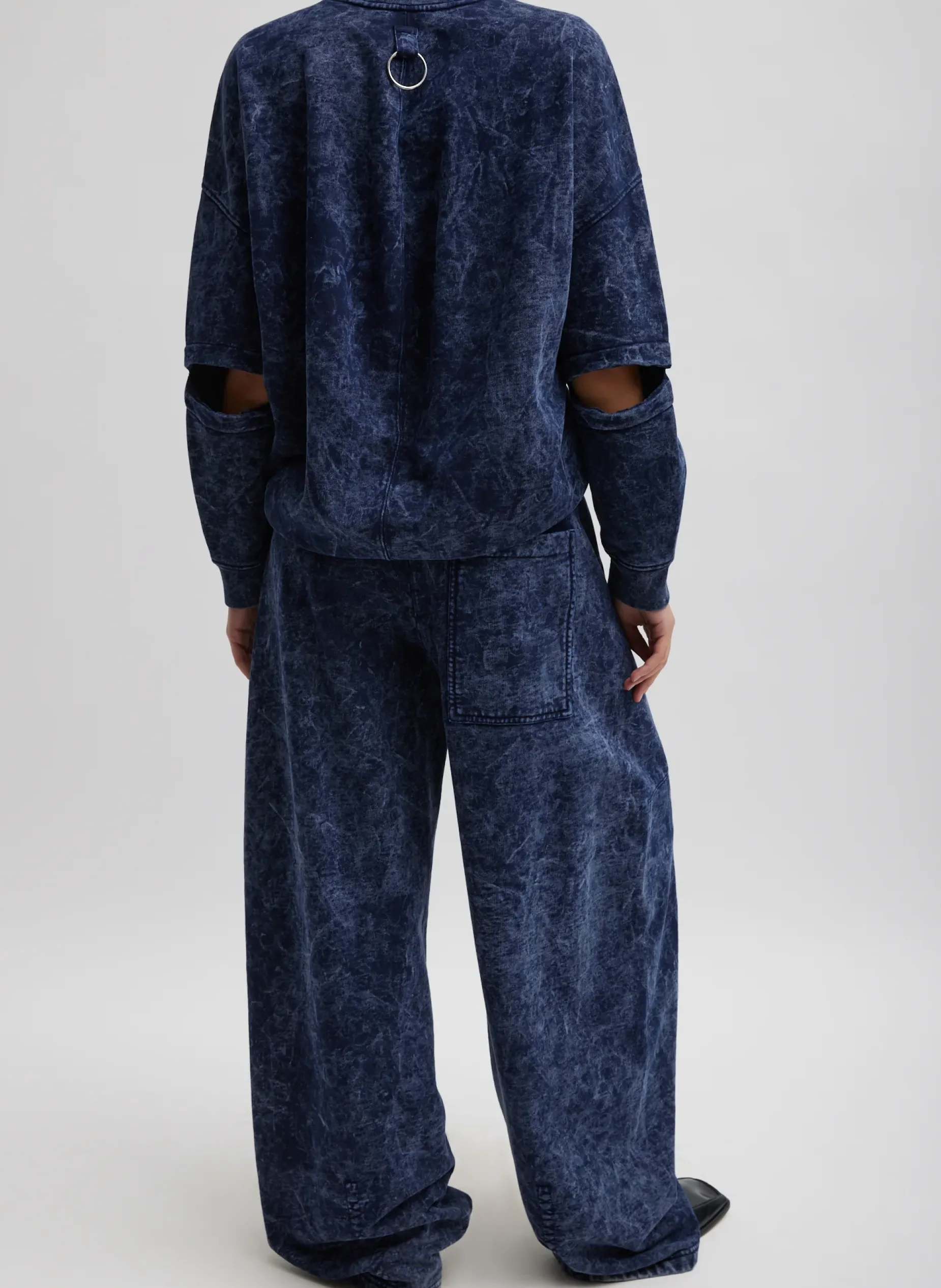 Leisure Sets|Knitwear & Sweatshirts>Tibi Acid Wash Cocoon Crewneck Sweatshirt Acid Navy