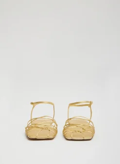 Flats|Sandals><noscript><img width=