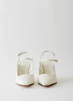 Heels><noscript><img width=