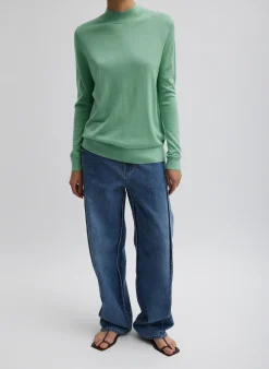 Knitwear & Sweatshirts><noscript><img width=