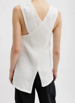 Knitwear & Sweatshirts|Coming Soon><noscript><img width=