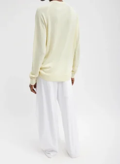 Knitwear & Sweatshirts><noscript><img width=
