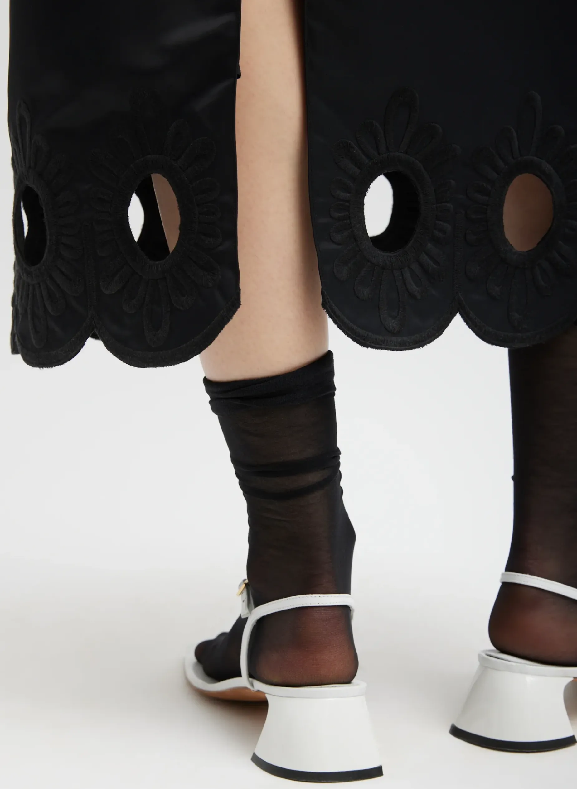 Dresses>Tibi Daisy Embroidery Long Dress Black