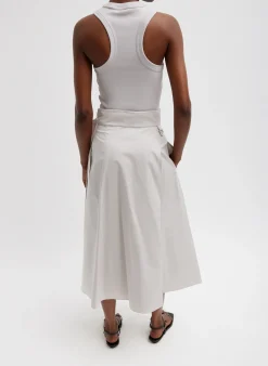 Skirts><noscript><img width=
