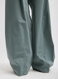 Pants & Shorts><noscript><img width=