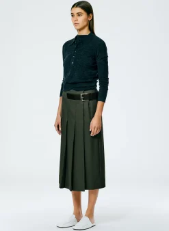 Suits|Skirts><noscript><img width=