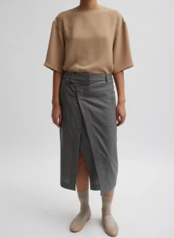 Suits|Skirts><noscript><img width=