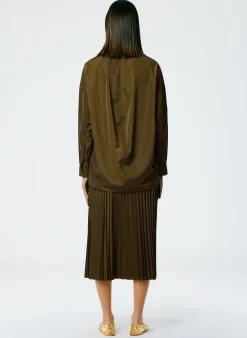 Skirts><noscript><img width=