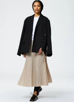 Skirts><noscript><img width=