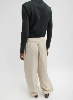 Pants & Shorts><noscript><img width=