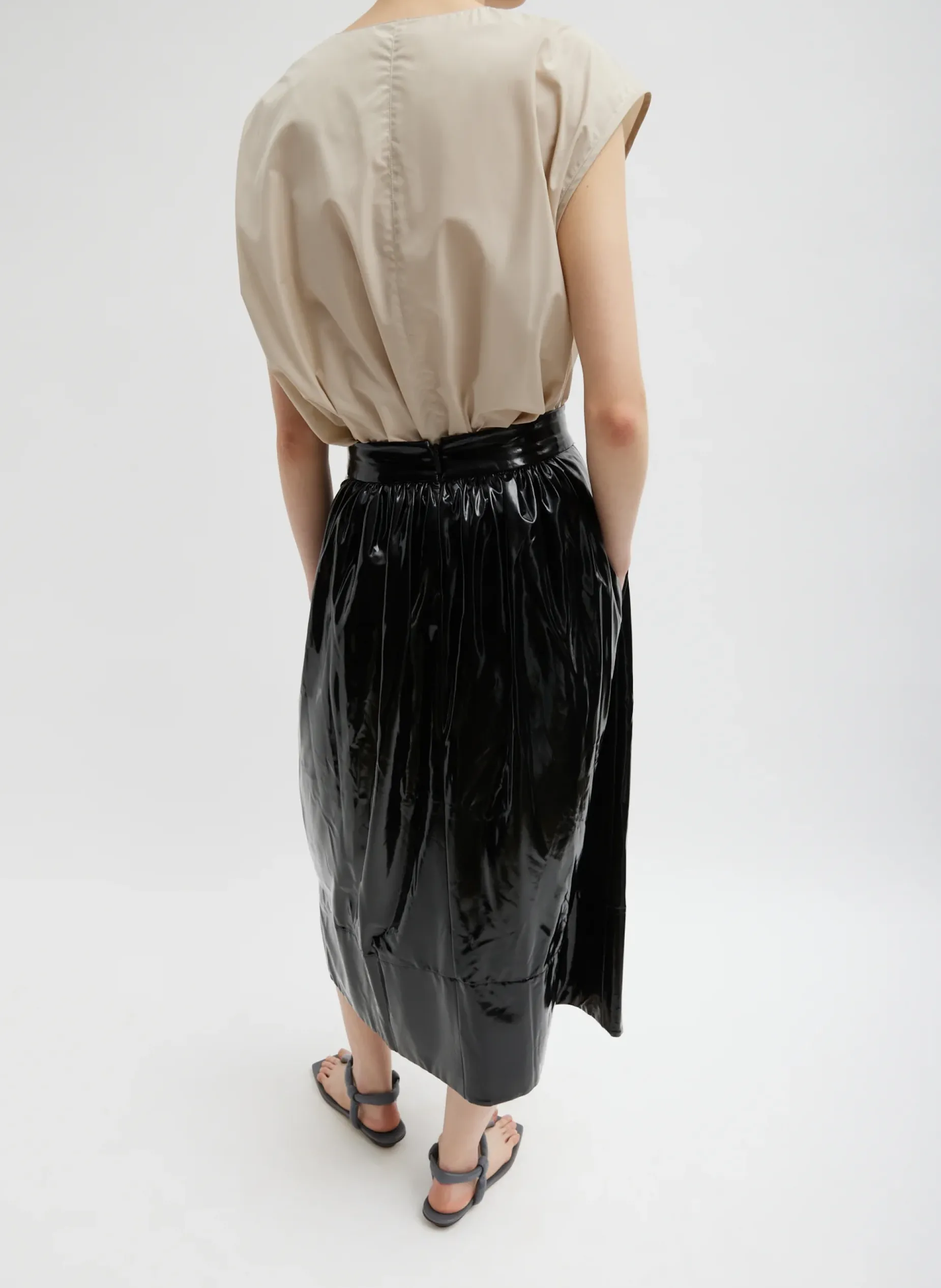 Skirts>Tibi Light Weight Stretch Patent Smocking Waistband Full Skirt Black