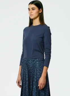Knitwear & Sweatshirts><noscript><img width=