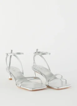 Heels|Sandals><noscript><img width=
