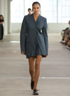 Suits|Pants & Shorts>Tibi Oliver Cotton Stretch Tricotine Structured Shorts Slate Blue