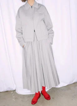 Skirts><noscript><img width=