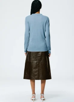 Skirts><noscript><img width=