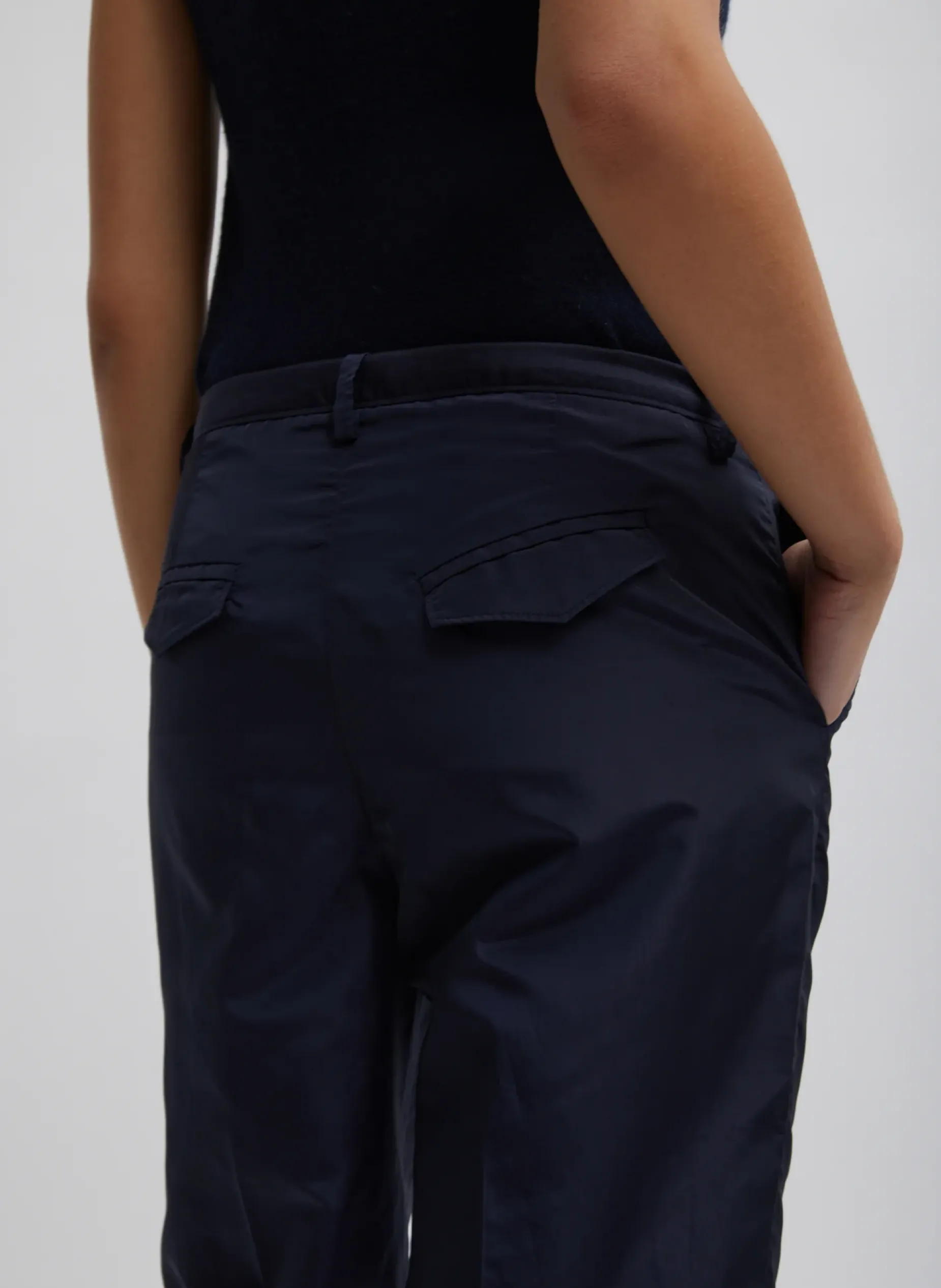 Suits|Pants & Shorts>Tibi Silk Nylon Straight Leg Trouser Navy