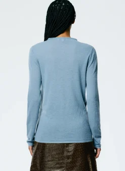 Knitwear & Sweatshirts><noscript><img width=