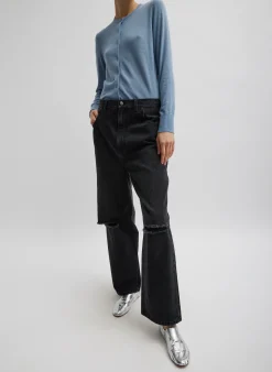 Knitwear & Sweatshirts><noscript><img width=
