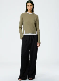 Knitwear & Sweatshirts><noscript><img width=