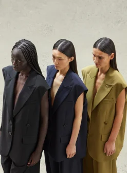 Suits|Jackets & Outerwear><noscript><img width=