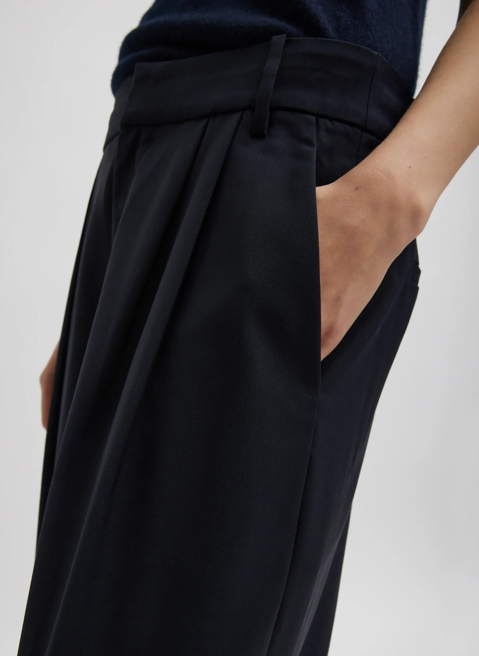 Suits|Pants & Shorts>Tibi Tropical Wool Stella Pant Navy
