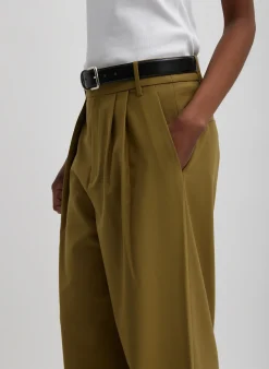 Suits|Pants & Shorts><noscript><img width=