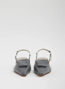 Heels><noscript><img width=
