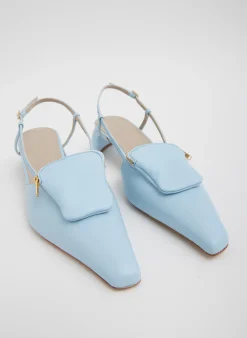 Heels><noscript><img width=