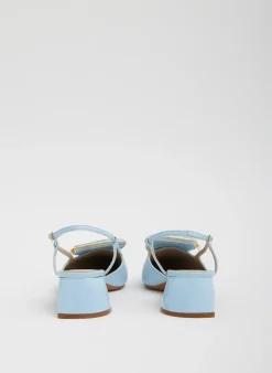 Heels><noscript><img width=